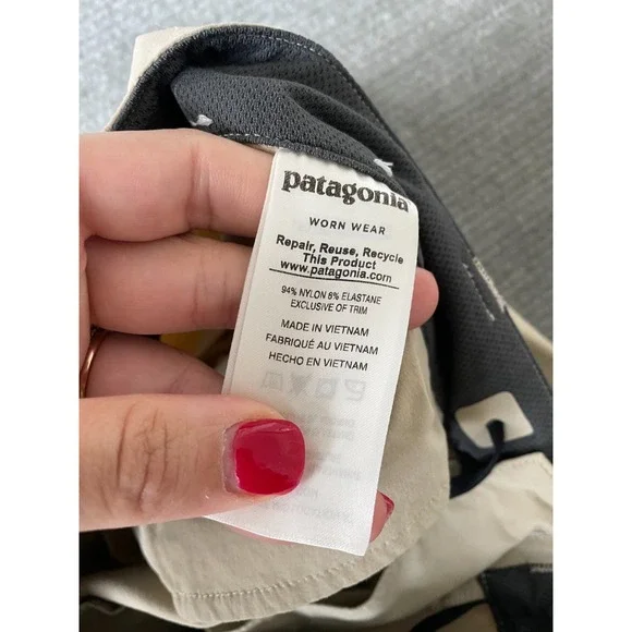 Patagonia Quandry Shorts Mens 36 Khaki 10" Inseam Hiking Lightweight Casual - Picture 7 of 10